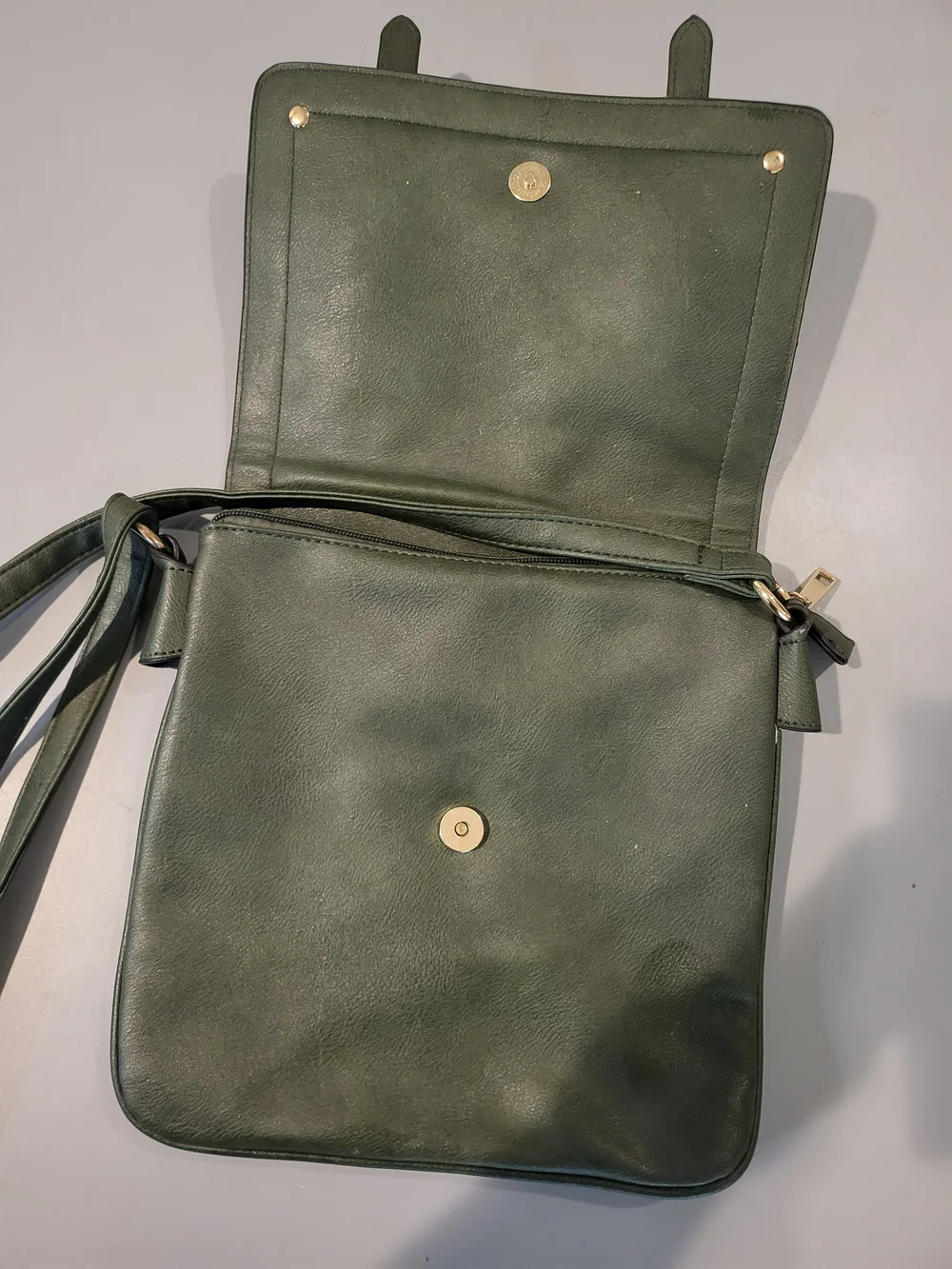 Olive Green Gold Chevron Crossbody Shoulder Bag Multi Compartment Purse